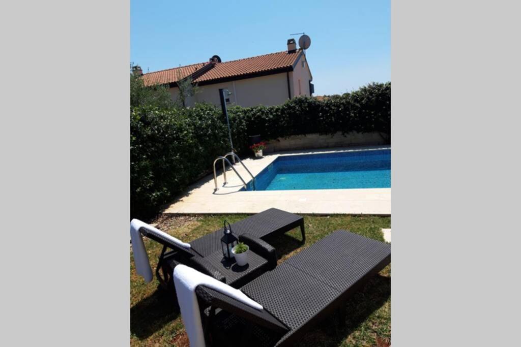 For Families Only - Casa Nora Novigrad Villa Novigrad  ภายนอก รูปภาพ