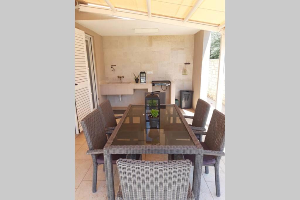 For Families Only - Casa Nora Novigrad Villa Novigrad  ภายนอก รูปภาพ